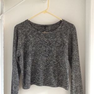 CUTE CROPPED GRAY SWEATER SHIRT